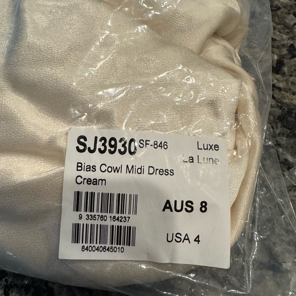 Shona Joy La Lune Midi dress - Picture 4 of 5